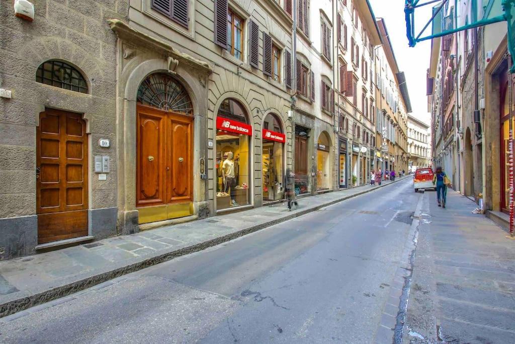 “Gem In Luxurious Street” Wi-Fi Apartment Florence Ngoại thất bức ảnh